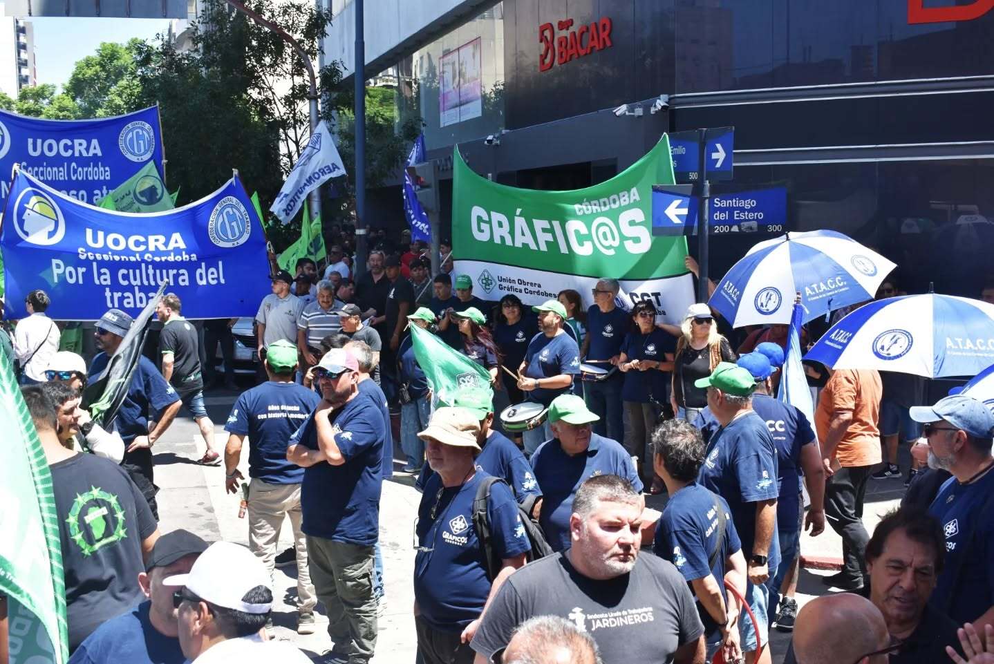 ¡Los derechos no se negocian, se defienden en la calle!