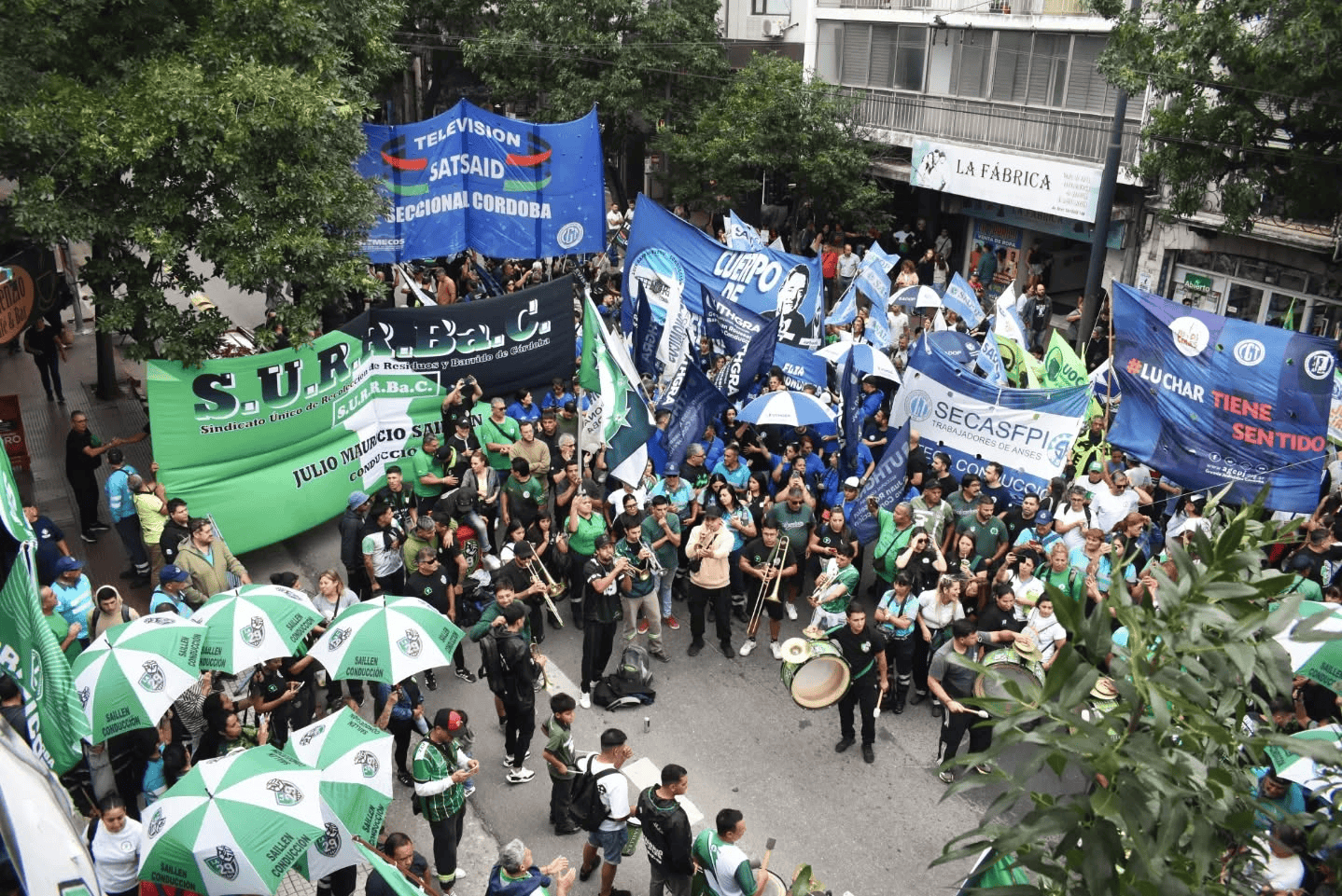 ¡No a la reforma laboral! Repudiamos la represión de la Policía de Córdoba